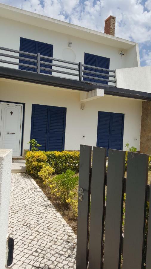 Villa Da Praia Azul Silveira  ภายนอก รูปภาพ